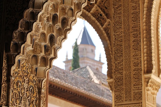 Alhambra & Generalife Skip the Line Small Group Including Nasrid Palaces - Alhambra and Nasrid Palaces