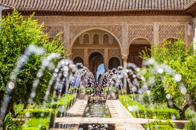 Alhambra: Guided Tour With Fast-Track Entry - Participant Information Requirements