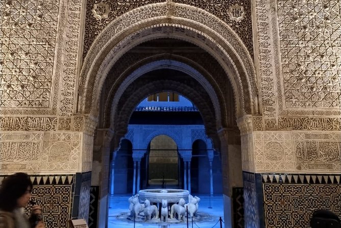 Alhambra: Night Visit to Nasrid Palaces - Official Booking Recommendations