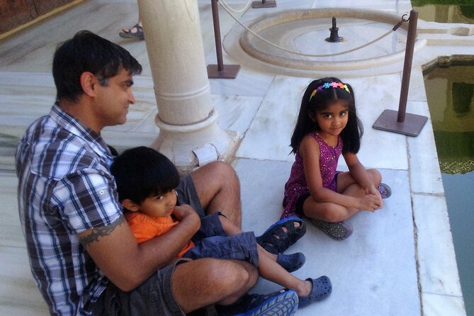 Alhambra: Private Tour for Families - Timely Alhambra Ticket Booking