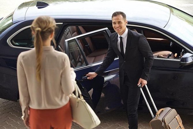 Alhambra Private Tour From Marbella: With Transport and Skip-The-Line Tickets - Meeting and Pickup Details