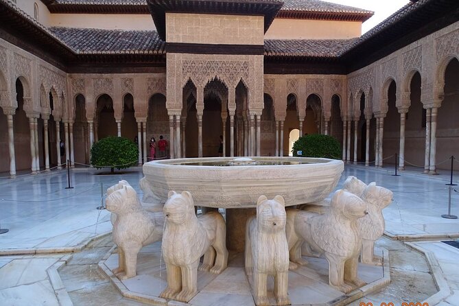 Alhambra Private Tour: Nasrid Palaces and Generalife - Meeting and End Points