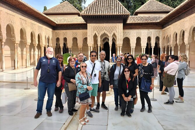 Alhambra Tour With Nasrid Palaces From Jaen - Nasrid Palaces Exploration