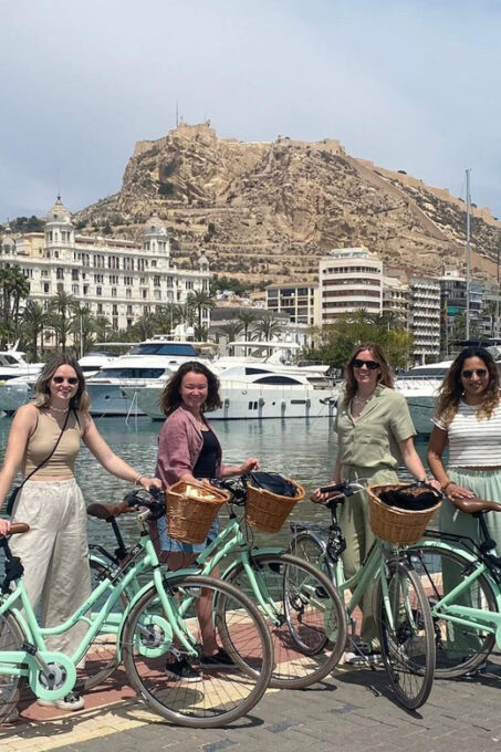 Alicante: City Bike Tour and SUP Board Rental - Visit Alicantes Landmarks