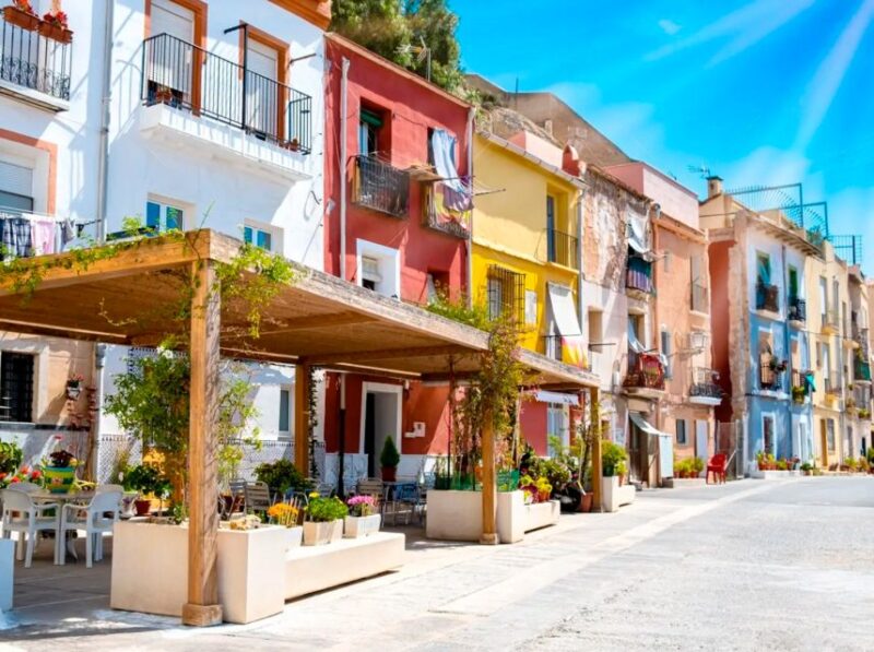 Alicante: E-Bike & Walk, Old Town Santacruz, Basilica - Explore the Old Town