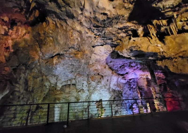 Alicante: Explore the Canelobre Caves and the Charm of Busot - Meeting Point and Important Information