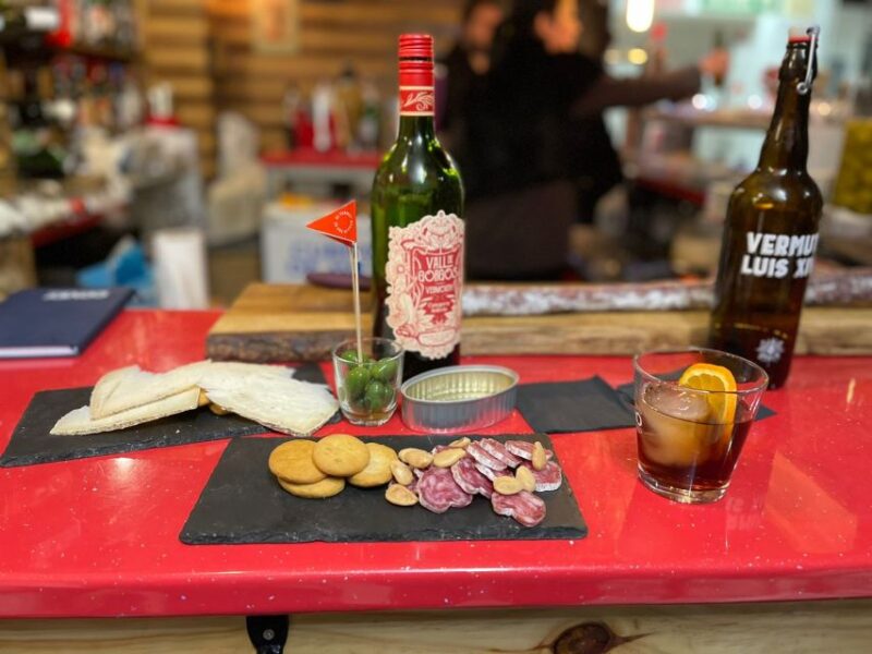 Alicante: Food Walking Tour With Wine Tasting and Tapas - Savoring Portal De Elche