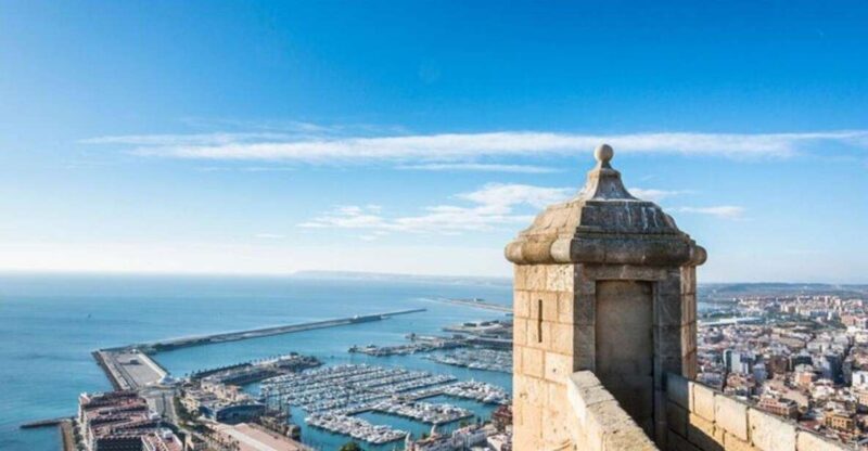 Alicante: Guided City Highlights Walking Tour - Concatedral De Sant Nicolas