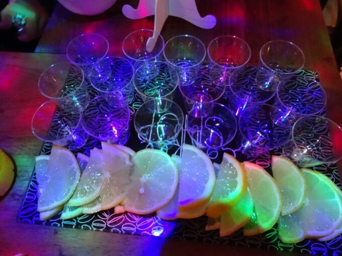 Alicante: Guided Pub Crawl With Shots and Beer - Navigating the Pub Crawl Logistics
