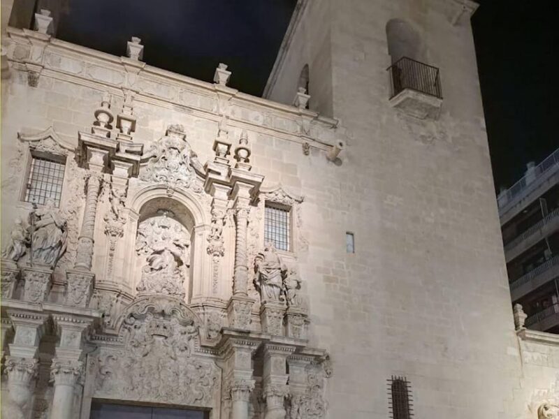 Alicante: Night Walking Tour - Strolling Through the Santa Cruz Neighborhood