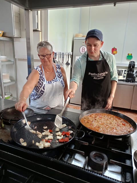 Alicante: Paella and Sangría Workshop With Market Visit - Unique Selling Points of the Experience