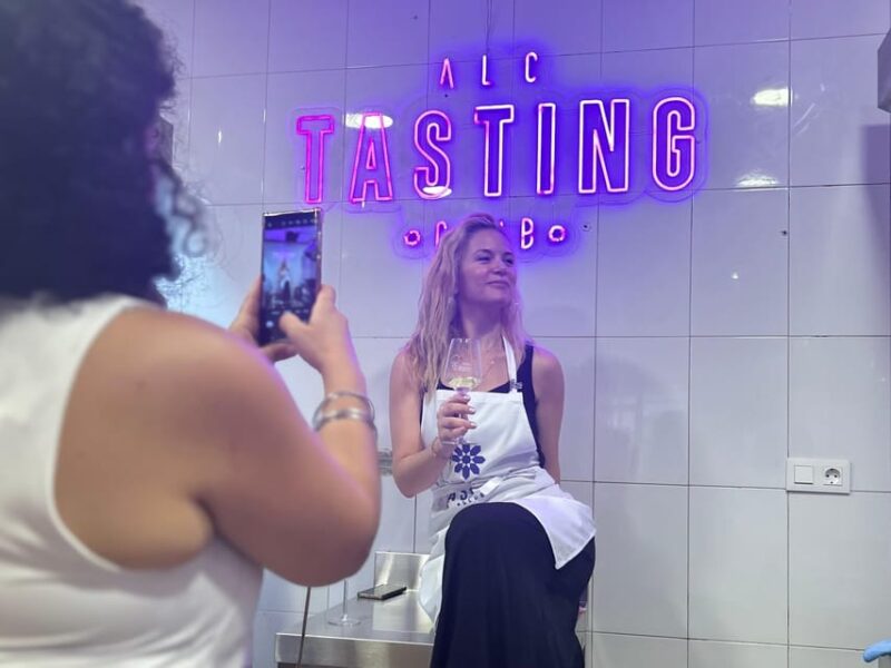 Alicante Paella Cooking Class, Tapas, Drinks and Market - Participant Information