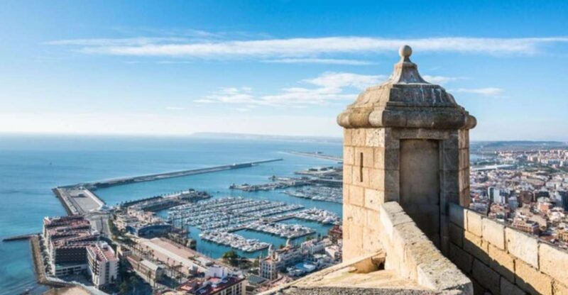 Alicante: Private Custom Walking Tour - Customizable Itinerary Options
