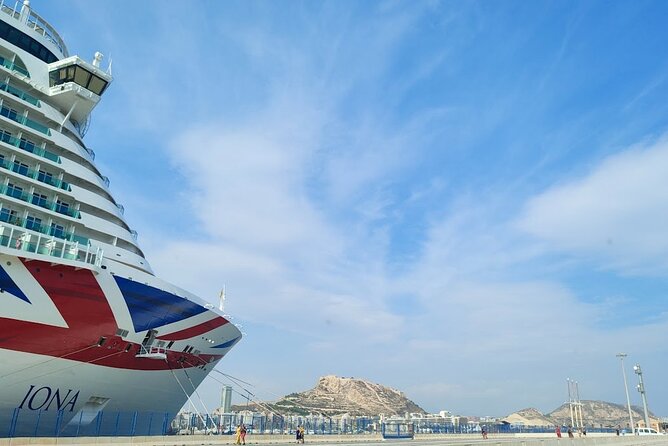 Alicante Private Walking Tour - Strolling Esplanada De España