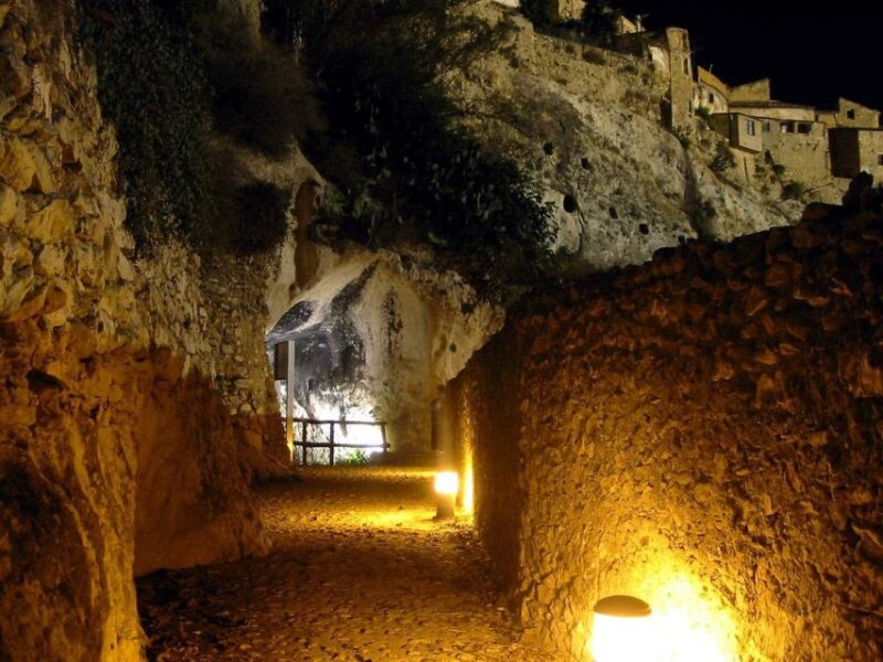 Alicante: Tour Bocairent and Covetes Dels Moros - Historic City of Bocairent