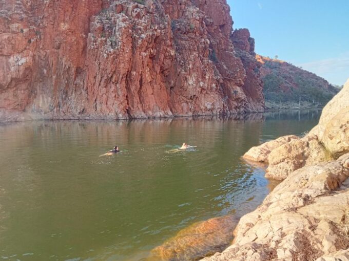 Alice Springs: Personalized Tour in the Northern Territory - Discovering Uluru and Kings Canyon