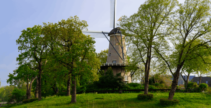 Alkmaar: Guided Walking Tour With Welcome Drink - Frequently Asked Questions