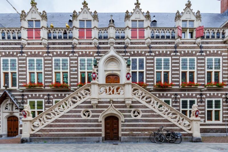 Alkmaar: Walking Tour With Audio Guide on App - Overview of the Activity