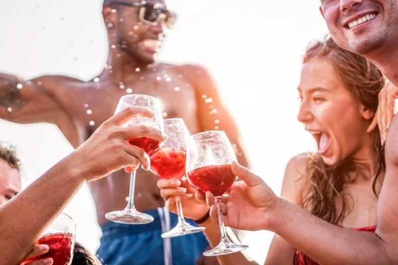 All Day Boat Cruise Akrotiri 9,5 Hours for 8 Persons - Duration and Group Size