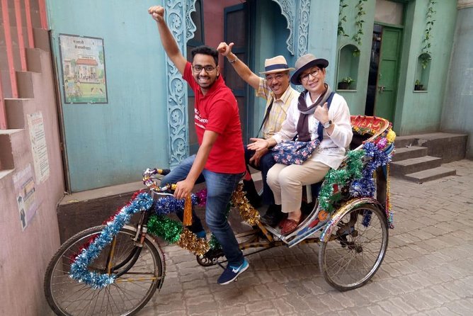 All In One Combo Tour of Mumbai City, Dabbawalas, Dhobhi Ghat, Slums & Bollywood - Itinerary Highlights