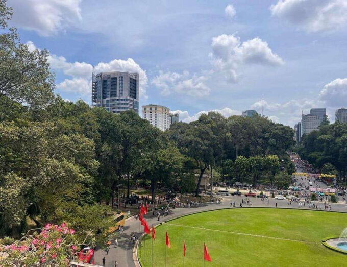 All In One Sai Gon City Full Day Tour - Discovering the Notre Dame Cathedral and Central Post Office