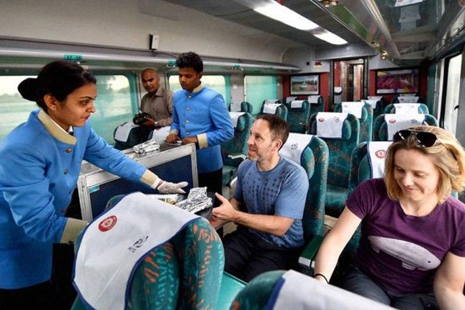 All Inclusiv Luxury Taj Mahal & Agra Fort Tour by Superfast Train - Travel Logistics