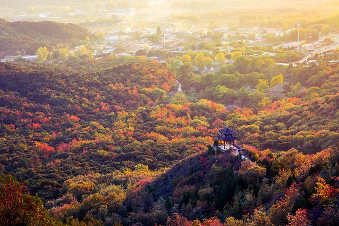 All Inclusive Beijing Mutianyu Great Wall and Hongluo Temple Private Day Trip - Exploring Hongluo Temple