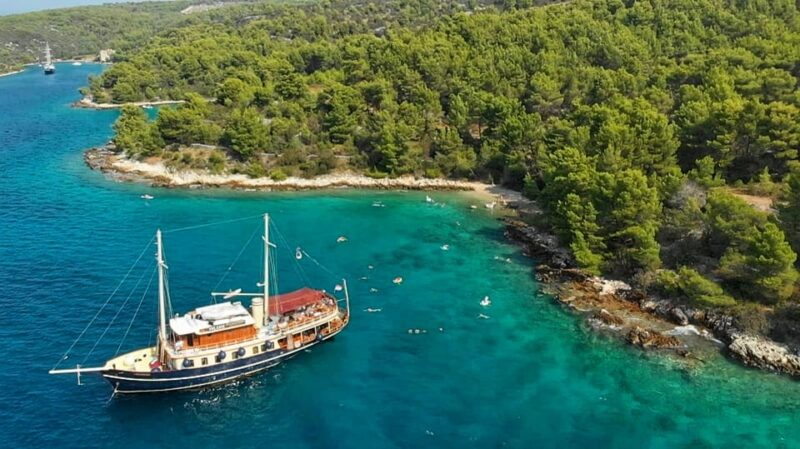 All Inclusive Brač & Šolta Island Swimming Cruise - Itinerary and Highlights