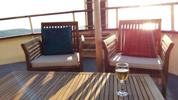All Inclusive Brač & Šolta Island Swimming Cruise - Important Policies and Restrictions