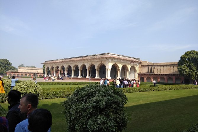 All-Inclusive Delhi to Agra and Jaipur 3-Day Golden Triangle Tour - Tour Confirmation and Accessibility