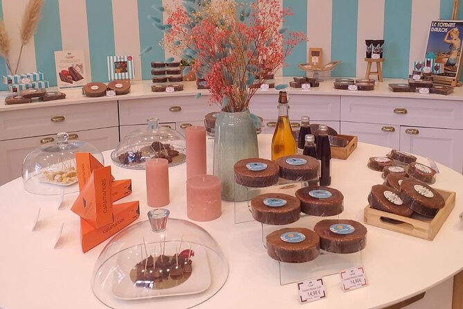 All Inclusive Food Tour of Nantes Old Town With Local Guide - Savoring Local Specialties