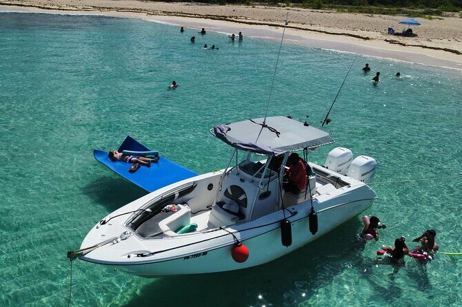 All-Inclusive Full-Day Private Boat Tour with Lunch & Drinks - Key Points