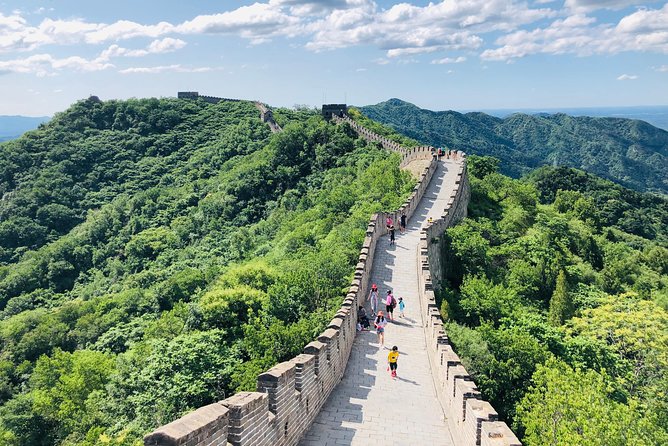 All Inclusive Great Wall Tour and 798 Art Zone - 798 Art Zone Exploration