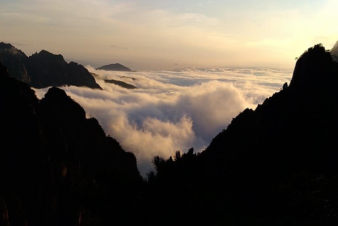 All Inclusive Huangshan Xihai Great Canyon &Hongcun Village 1 Day Private Tour - Reviews and Ratings