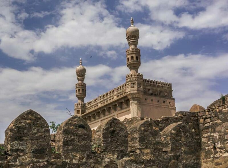 All Inclusive Hyderabad Full & Half Day Tour - Forts, Views, and Architectural Secrets: Golconda Fort and Qutb Shahi Tombs