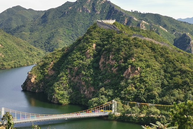 All-Inclusive Layover Tour to Lakeside View Huanghuacheng Great Wall With Lunch - Meeting and Pickup Information