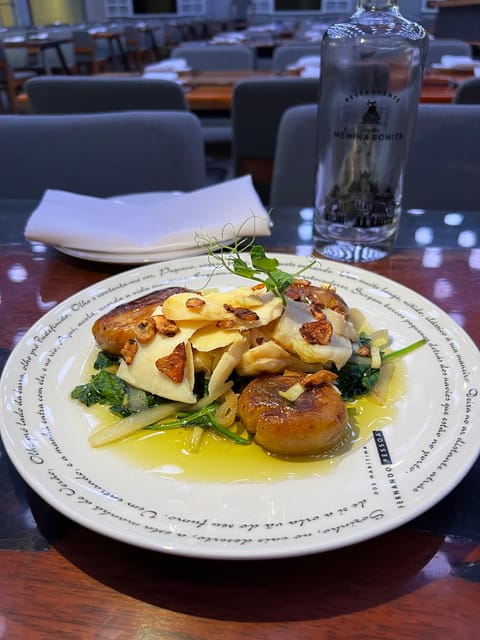 All-Inclusive Lunch - Dining Experience