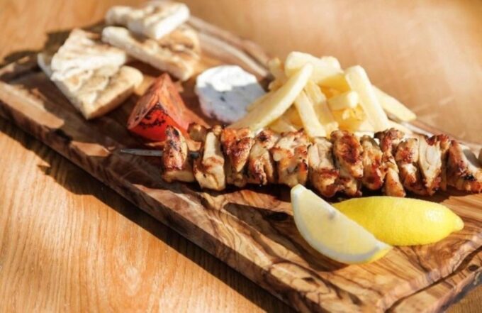 All Inclusive Mykonos Island Tour & Greek Food Tasting - Chauffeur-driven Car Service