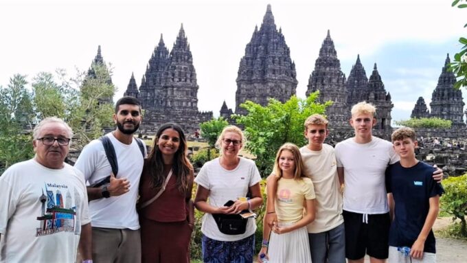 All-inclusive Prambanan Temple Half-Day Tour - Accessibility and Restrictions
