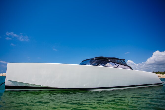 All Inclusive Private: 40' Yacht Van Dutch El Cielo Cozumel - Inclusions and Exclusions
