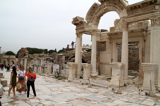All Inclusive Private Access Ephesus Tour (SKIP-THE-LINE) - Private Transportation and Lunch