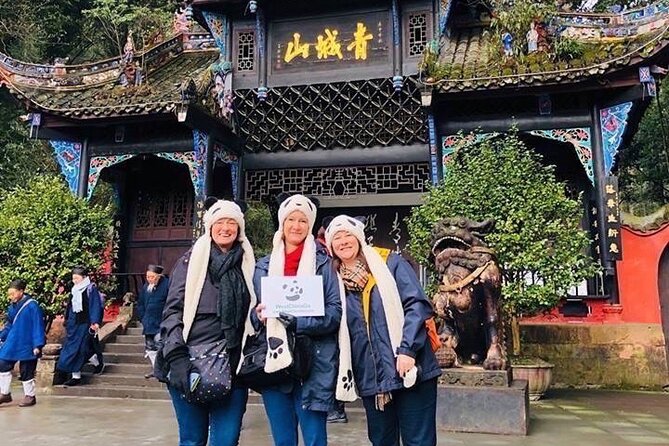 All-Inclusive Private Day Tour of Mount Qingcheng and Dujiangyan - Taoism and Kung Fu Panda