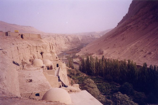 All Inclusive Private Day Trip to Turpan From Urumqi - Exploring Bezeklik Thousand Buddha Caves