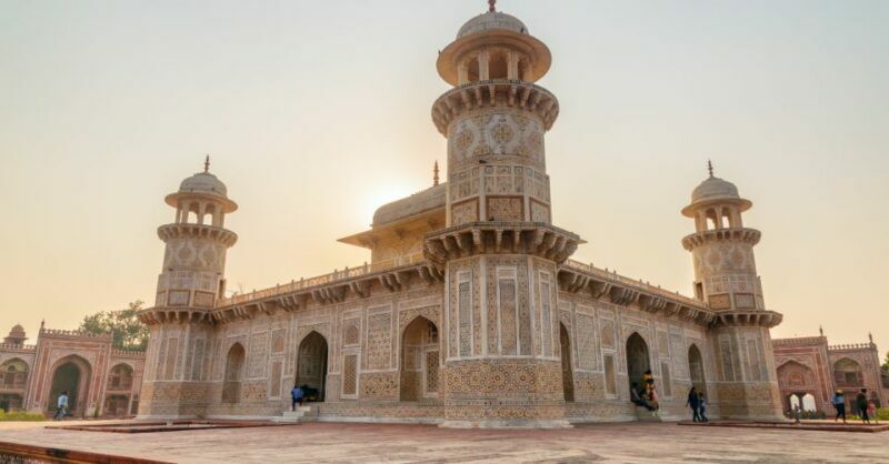 All Inclusive Private Taj Mahal Luxury Tour from Delhi - The Detailed Breakdown of the Experience