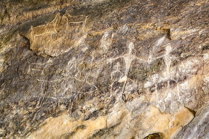 All Inclusive! Qobustan, Mud Vulcano, Ateshgah & Yanardag Fire Mountain Tour - Pickup and Start Time
