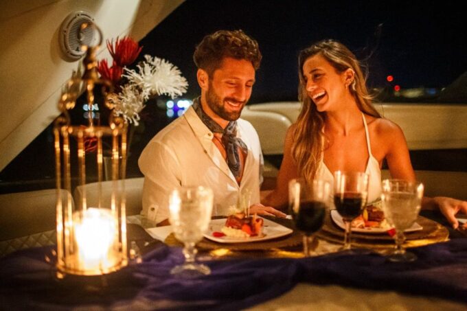 All-Inclusive Romantic Dinner Aboard a Luxurious Yacht - Exceptional Customer Ratings