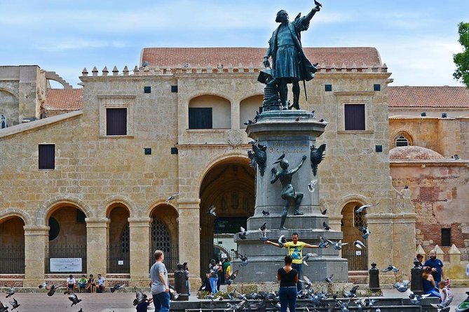 All-Inclusive Santo Domingo Day Trip From Punta Cana - Purchasing Souvenirs and Memorabilia