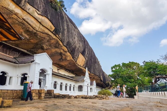 All Inclusive Sigiriya and Dambulla Private Day Tour From Colombo - Tour Details