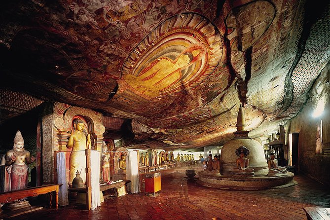 All-Inclusive Sigiriya Rock Fortress and Dambulla Cave Temples Private Day Trip - Personalized Commentary From Guide