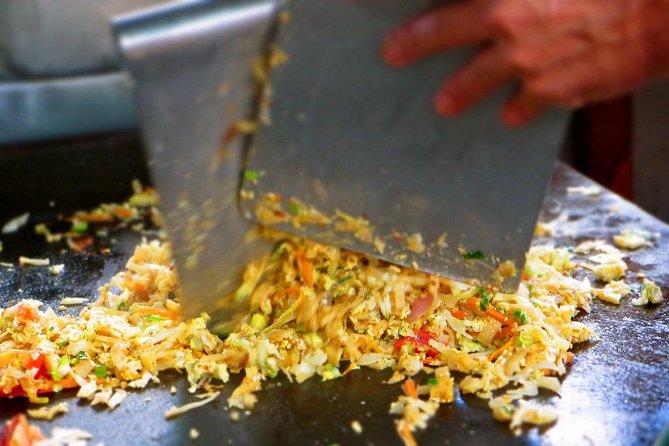 All Inclusive - Street Food Tour Colombo - Accessibility and Participation